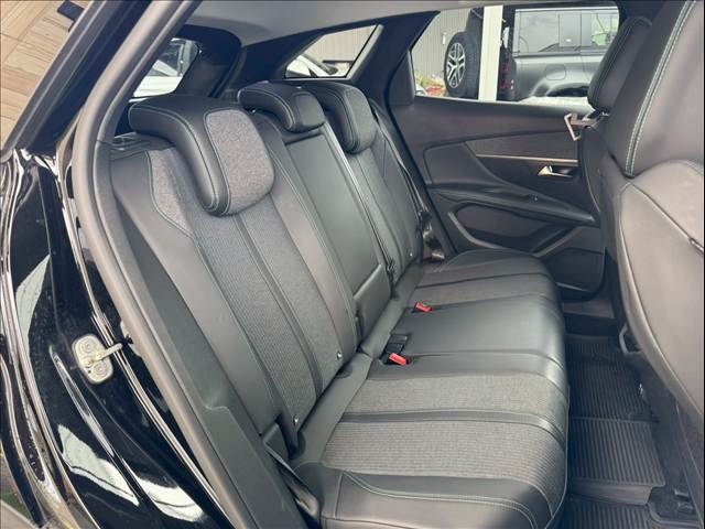 3008□Allure BlueHDi 内装他