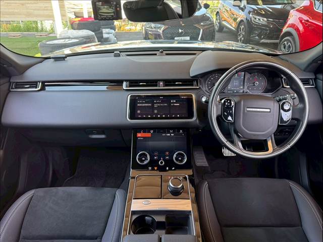 RANGE ROVER VELARR-DYNAMIC 内装他