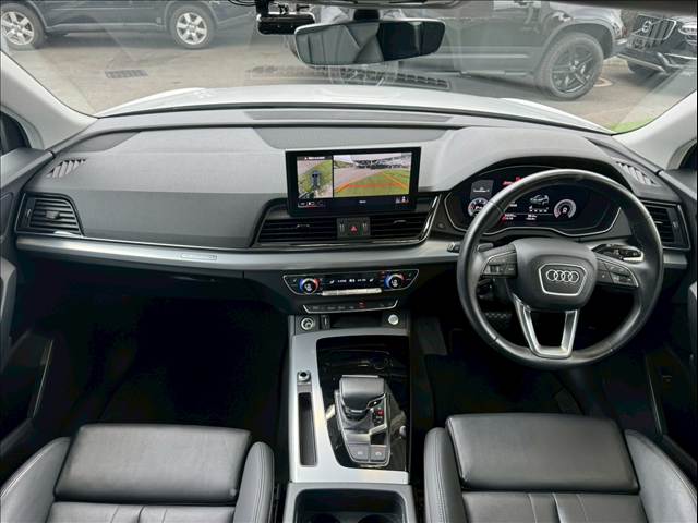 Q5□40 TDI quattro advanced 内装他