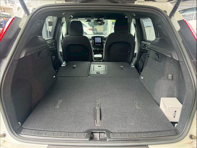 ボルボ XC40の画像18