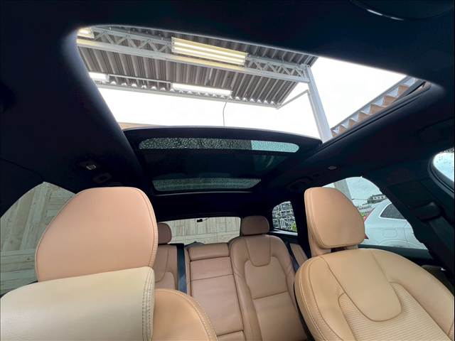 XC60B5 AWD Inscription 内装他