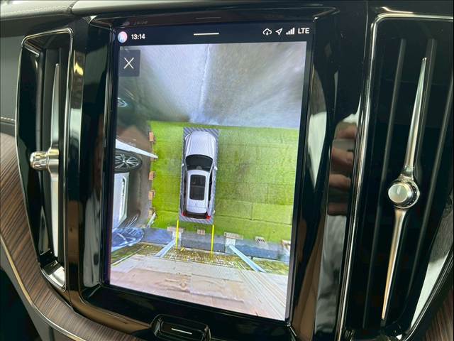 XC60B5 AWD Inscription 内装他