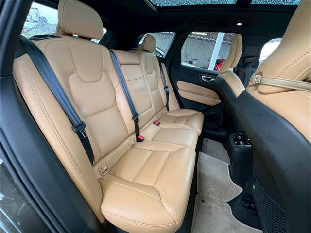 ボルボ XC60の画像8