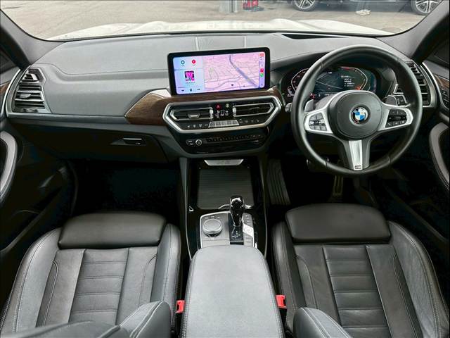 X3ｘＤｒｉｖｅ　２０ｄ　Ｍスポーツ　後期型モデル／ＡｐｐｌｅＣａｒＰｌａｙ／シートヒーター／パワーシート／パワーバックドア／全方位カメラ／フルセグＴＶ／アダプティブクルーズコントロール／ヘッドアップディスプレイ／デジタルメーター／黒革 内装他