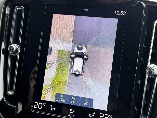 XC40□B3 Momentum 内装他