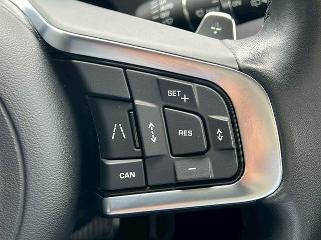 F-PACER-スポーツ カルパチアングレー/MERIDIANサウンド/レーダークルーズコントロール/AppleCarPlay/20インチOPAW/電動リアゲート/シートメモリー/ブラインドスポットモニター/シートヒーター 内装他
