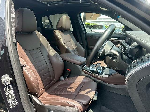 BMW X4の画像11