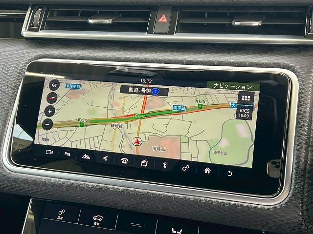 RANGE ROVER VELARベースグレード 180PS シートヒーター/全周囲カメラ/クルーズコントロール/パドルシフト/純正ナビ/フルセグTV/Bluetooth接続/純正18インチアルミ/LEDヘッドライト/クリアランスソナー/衝突軽減ブレーキ 内装他