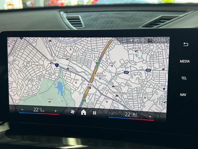 X2xDrive 20i Mスポーツ ハイラインPKG/サンルーフ/ハーマンカードン/op20インチAW/全周囲カメラ/ステアリングヒーター/シートヒーター/ヘッドアップディスプレイ/メモリー付きパワーシート/ブラインドスポットモニター 内装他