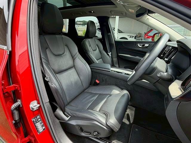 ボルボ XC60の画像11