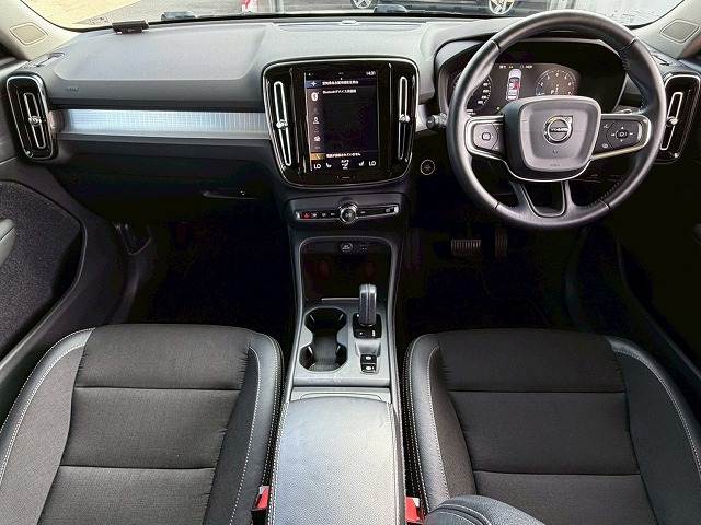 ボルボ XC40の画像2