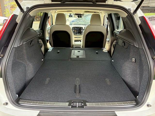 ボルボ XC40の画像13