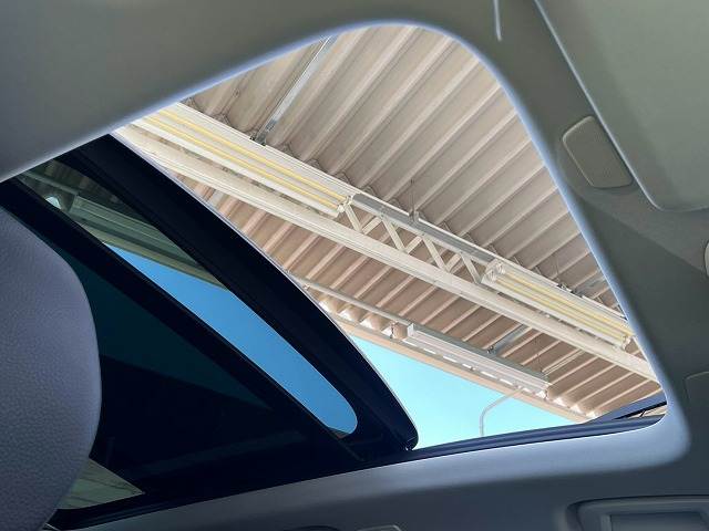 XC90プラス B5 AWD パノラマガラスサンルーフ/AppleCarPlay/Googleナビ/ステアリングヒーター/シートヒーター/メモリー付パワーシート/全周囲カメラ/電動リアゲート/アクティブクルーズコントロール 内装他