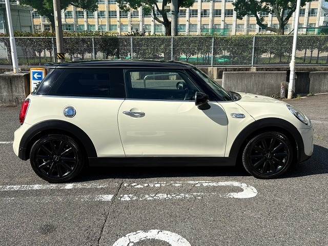 BMW MINIの画像18