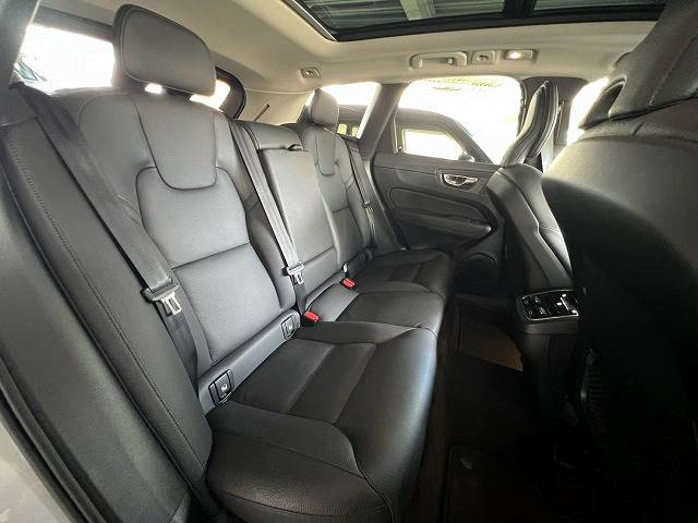 ボルボ XC60の画像12