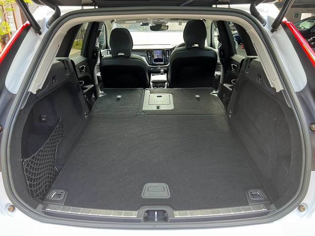 ボルボ XC60の画像13