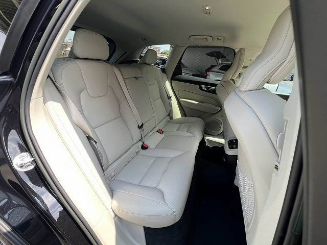 ボルボ XC60の画像12