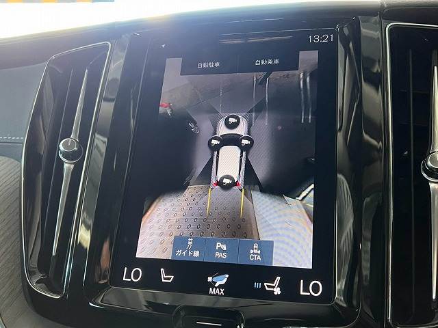 XC60B5 AWD インスクリプション パノラマルーフ/ハーマンカードン/AppleCarPlay/全周囲カメラ/ステアリングヒーター/シートヒーター&ベンチレーション/メモリー付パワーシート/電動リアゲート/HUD/BSM/ETC 内装他