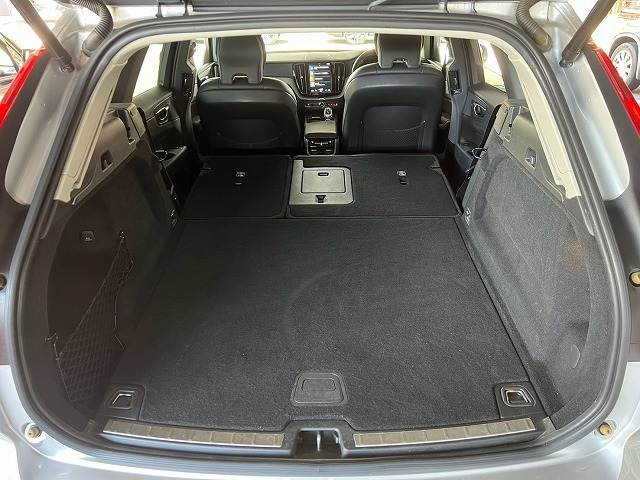 ボルボ XC60の画像13