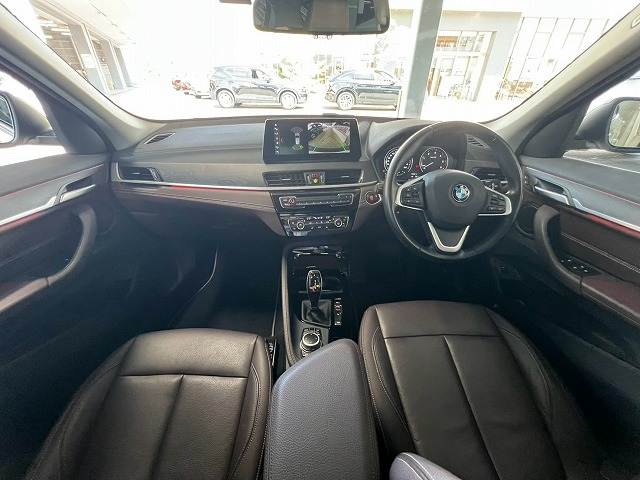 BMWX1ｘＤｒｉｖｅ　１８ｄ　ｘライン　ハイラインＰＫＧ／レーダークルーズコントロール／全周囲カメラ／パワーバックドア／パーキングアシスト／メモリー付きパワーシート／シートヒーター／ワイヤレス充電／クリアランスソナー／ＵＳＢポート／ＥＴＣ 内装他