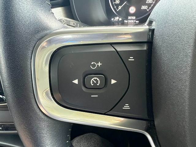 ボルボ XC40の画像10