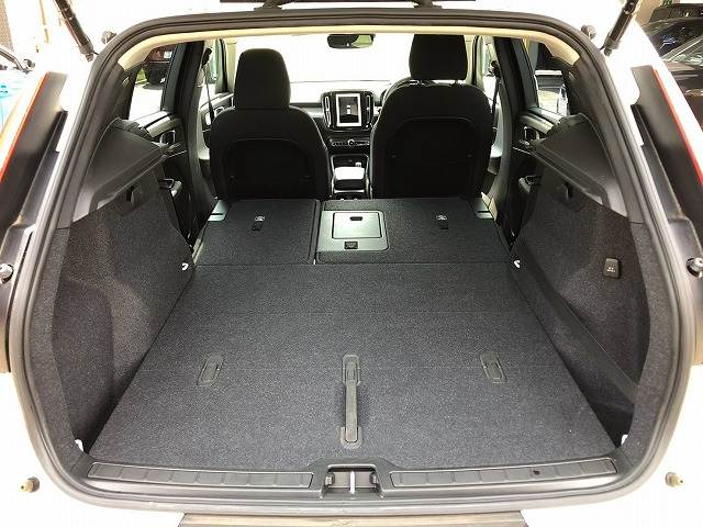 ボルボ XC40の画像13