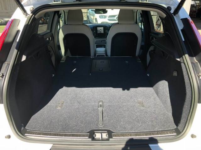 ボルボ XC40の画像13