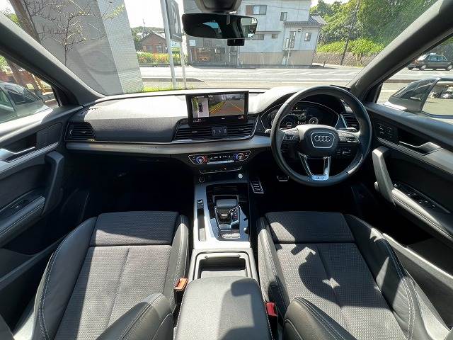 アウディQ540 TDI quattro S line 内装他