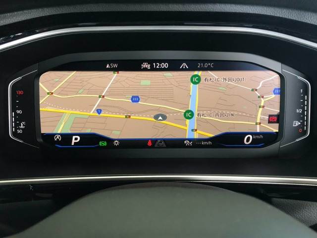 T-RocTDI Rライン ディスカバープロPKG/AppleCarPlay/シートヒーター/デジタルメーター/パーキングアシスト/レーンキープ/レーダークルーズコントロール/ブラインドスポットモニター/純正18インチAW 内装他