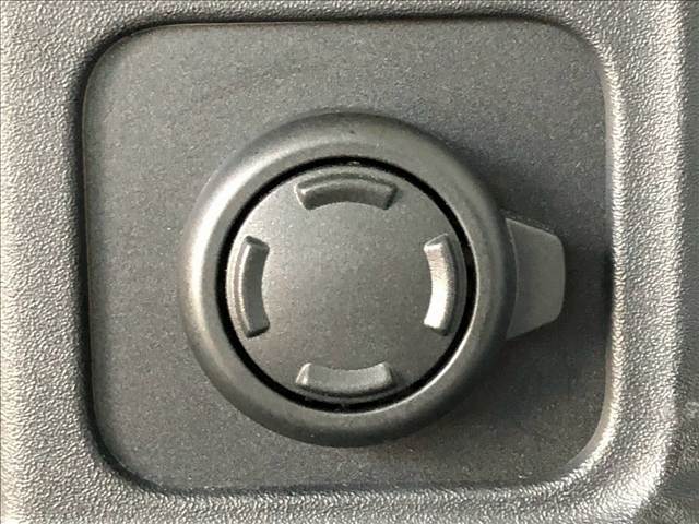 ランドローバー&nbsp;DEFENDERの画像9