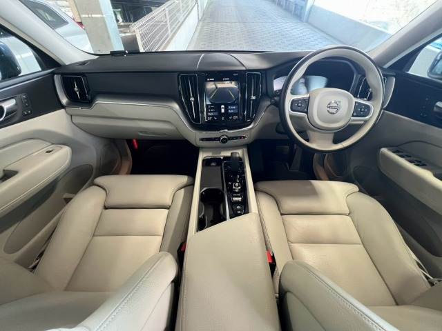 ボルボ XC60の画像2