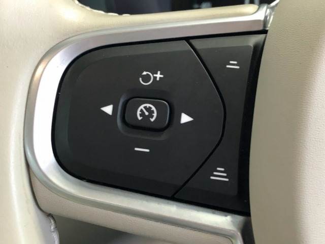 ボルボ XC60の画像6