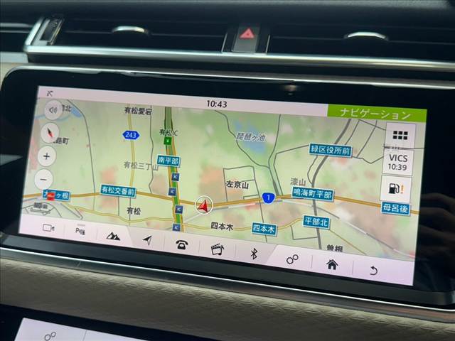 RANGE ROVER VELARR ダイナミック S 180PS メリディアンサウンド/コンビニエンスパック/ドライブプロパック/レーダークルーズ/ブラインドスポット/電動トランク/全周囲カメラ/フルセグ/白革シート/パワーシート/シートヒーター/純正19インチAW 内装他