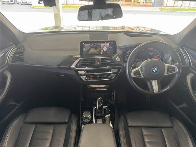 BMWX3xDrive 20d Mスポーツハイラインパッケージ パノラミックサンルーフ/ハイラインPKG/AppleCarPlay/OP20インチAW/後席シートヒーター/全周囲カメラ/アンビエントライト/レーダークルーズ/ブラインドスポット/レーンキープアシスト 内装他