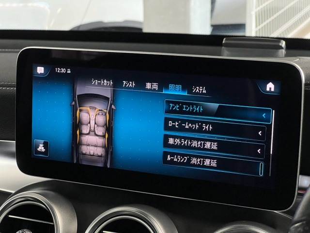 GLC-CLASSＧＬＣ２２０ｄ　４マチック　ＡＭＧライン　パノラミックサンルーフ／全周囲カメラ／アンビエントライト／マルチビームＬＥＤヘッドライト／レーダークルーズ／ブラインドスポットモニター／レーンチェンジアシスト／シートメモリー／シートヒーター 内装他