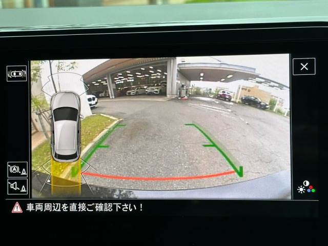 T-RocTDI Rライン ブラックスタイル 特別仕様車/ディスカバープロPKG/AppleCarPlay/レーダークルーズコントロール/レーンキープアシスト/ブラインドスポットモニター/電動トランク/ワイヤレス充電/シートヒーター 内装他