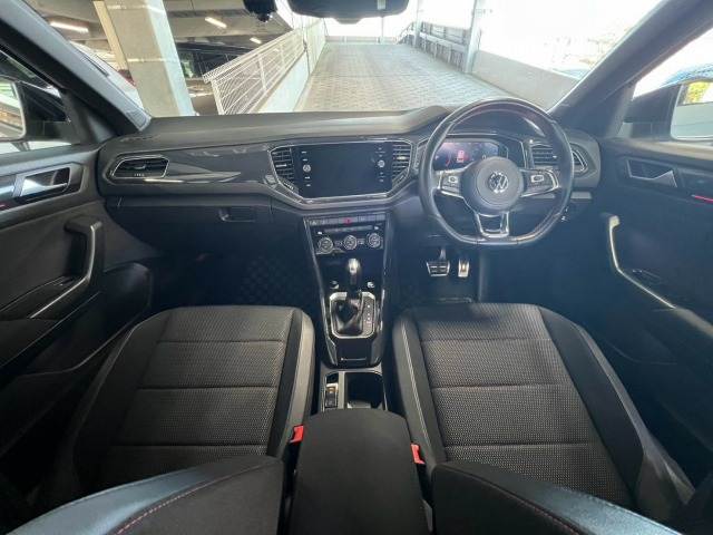 フォルクスワーゲンT-RocTDI スポーツ AppleCarPlay/フルセグTV/レーダークルーズコントロール/ブラインドスポットモニター/レーンキープアシスト/フルゼグTV/クリアランスソナー/オートホールド/電動リアゲート/LEDヘッド 内装他