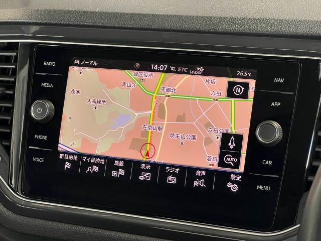 T-RocTDI スポーツ AppleCarPlay/フルセグTV/レーダークルーズコントロール/ブラインドスポットモニター/レーンキープアシスト/フルゼグTV/クリアランスソナー/オートホールド/電動リアゲート/LEDヘッド 内装他