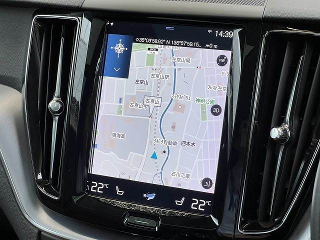XC60□D4 AWD Momentum 内装他