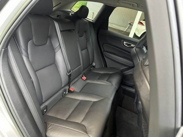 ボルボ XC60の画像12