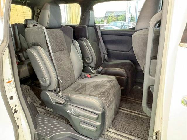 トヨタ アルファードの画像11