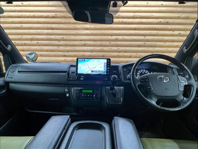 ハイエースバンロングボディスーパーGL ダークプライムII 内装他