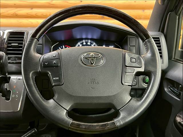 トヨタ ハイエースバンロングボディの画像14