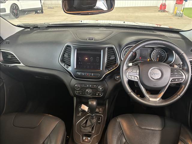 クライスラー JEEP CHEROKEEの画像3