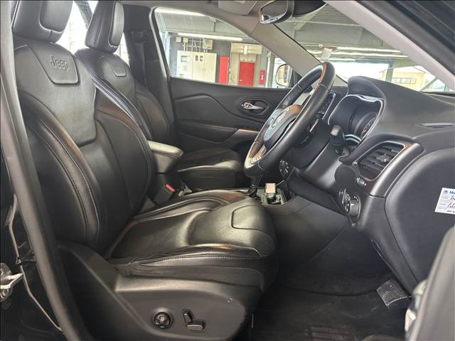 クライスラー JEEP CHEROKEEの画像7