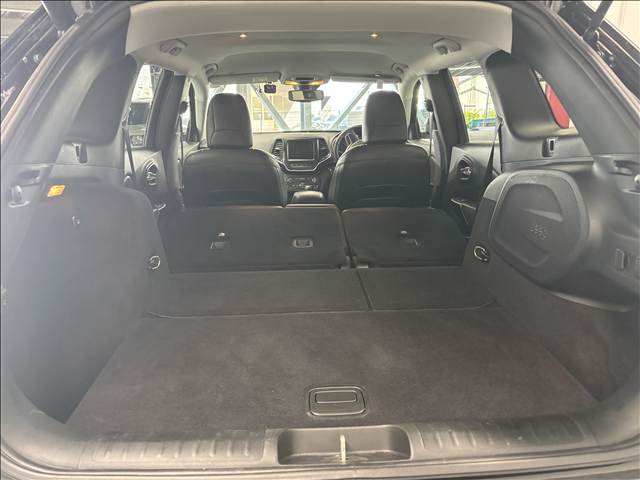 クライスラー JEEP CHEROKEEの画像18