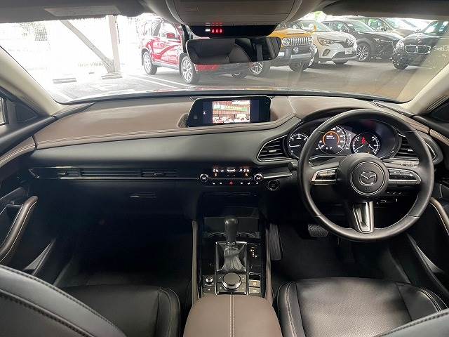 CX-30XD L Package 内装他