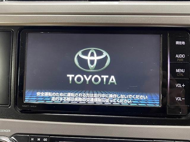 トヨタ ランドクルーザープラドの画像3