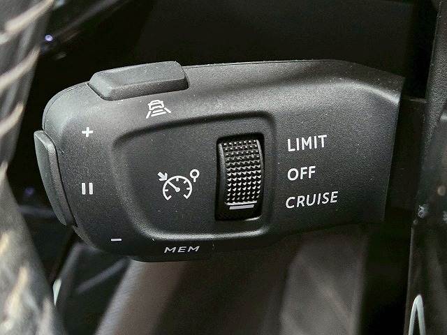 2008Allure 内装他