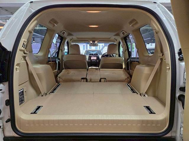 トヨタ ランドクルーザープラドの画像20